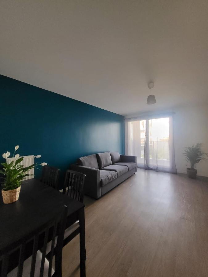 Logement La Courneuve-Aubervilliers Rerb Buitenkant foto
